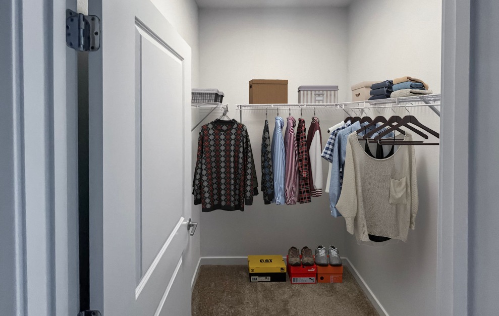 walk-in closet